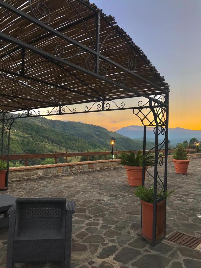 Agriturismo Piano Di Andrea Ostigliano Buitenkant foto