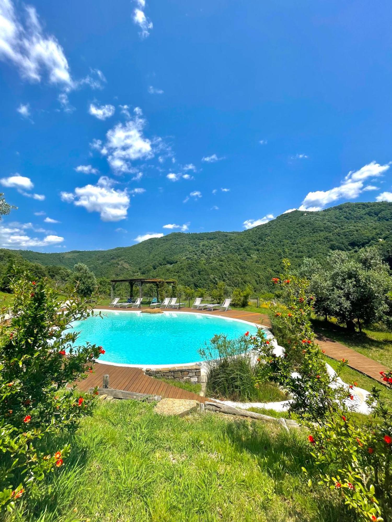 Agriturismo Piano Di Andrea Ostigliano Buitenkant foto